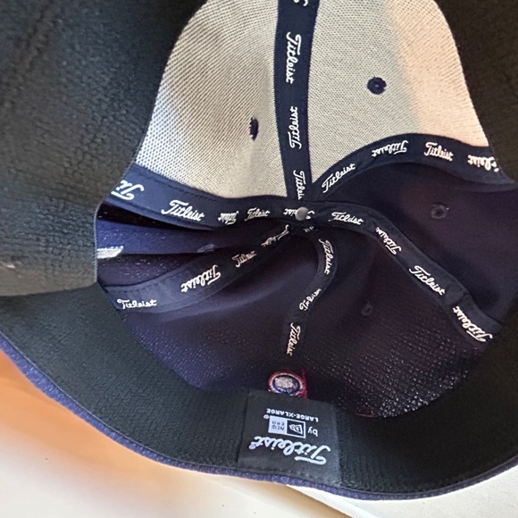 Set of 2 Titleist Pro V1 & Foot-Joy Golf Hats - Navy Blue - Picture 6 of 8